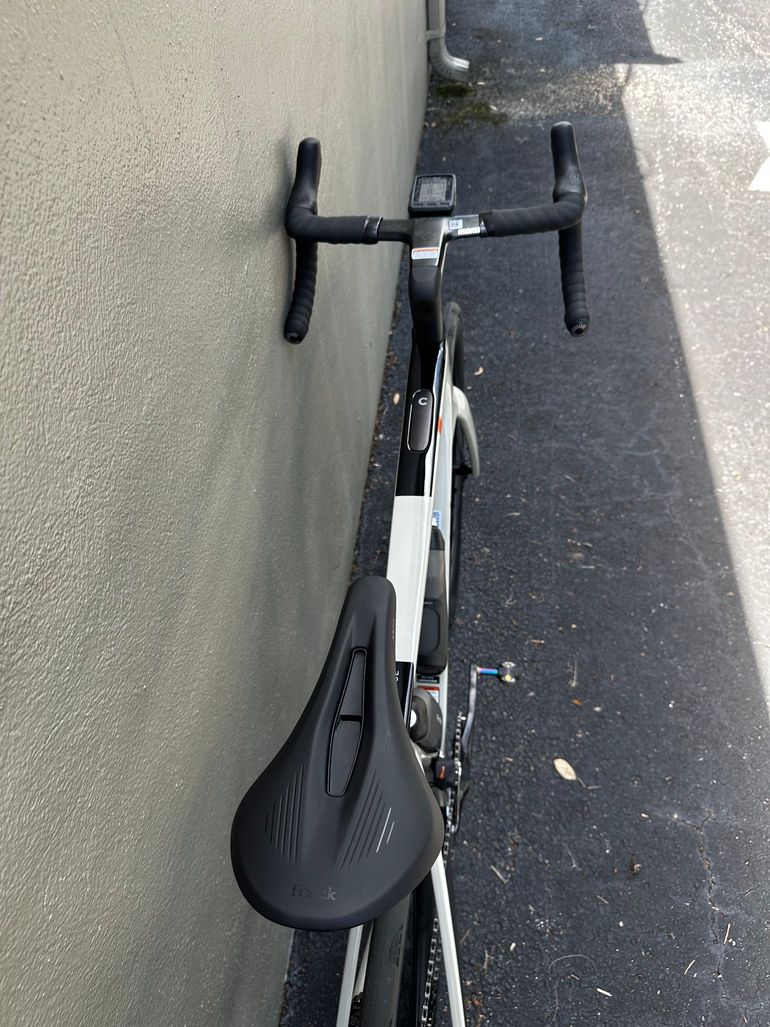 Used Cannondale Synapse Carbon 3 SmartSense 2026 2026 Road & Gravel, Light Gray — image 6 of 10