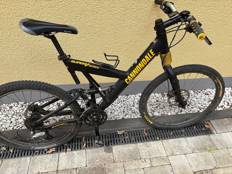 Used Cannondale SuperV Serie 2001 Mountainbike, Black,  — image 14 of 14