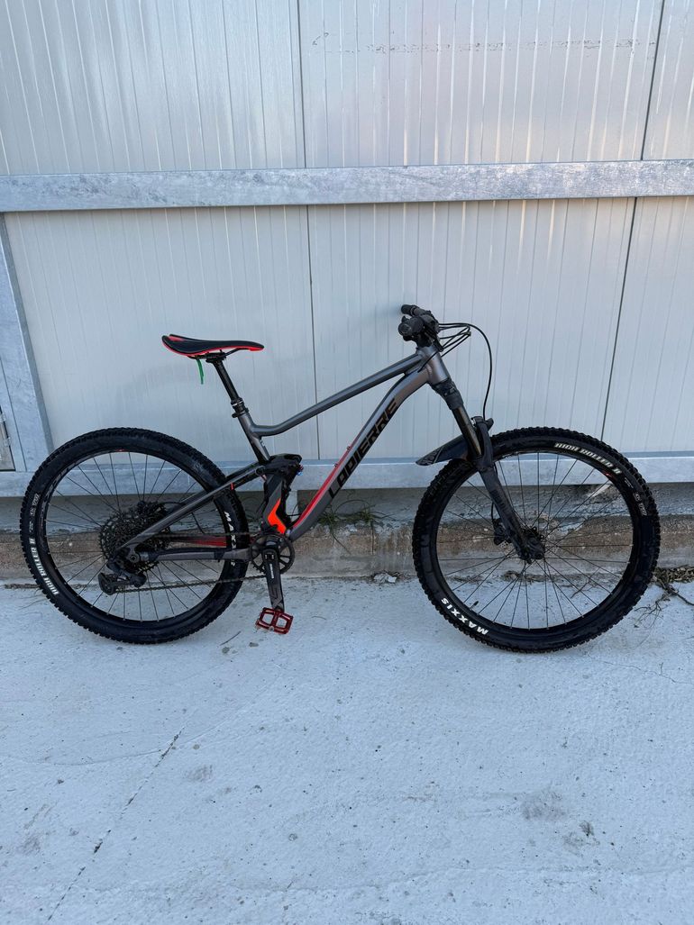 Used Lapierre ZESTY AM 3.0 2019 2019 Mountainbike, Black, 27.5 — image 1 of 3