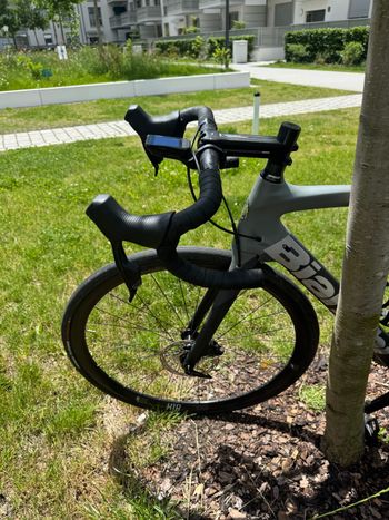 Used Bianchi Oltre XR3 SRAM Rival ETap AXS 2023 2023 Road & Gravel, Light Gray — image 10 of 12
