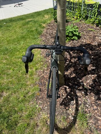 Used Bianchi Oltre XR3 SRAM Rival ETap AXS 2023 2023 Road & Gravel, Light Gray — image 11 of 12