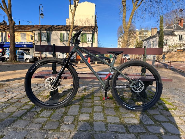 Used Commencal META HT AM ESSENTIAL 2022 2022 Mountainbike — image 1 of 4