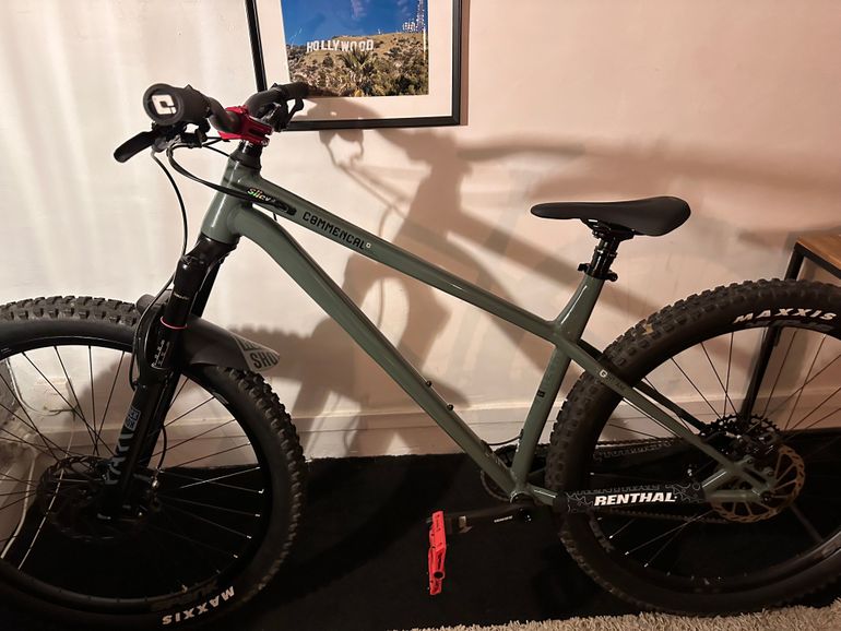 Used Commencal META HT AM ESSENTIAL 2022 2022 Mountainbike — image 4 of 4