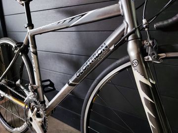 Used DECATHLON Custom Shimano 105 2007 Road & Gravel, Black — image 8 of 10