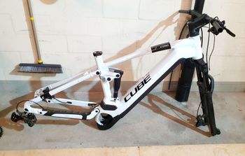 Used CUBE STEREO HYBRID 120, PRO 750 2024 Frameset 2024 Mountainbike, Weiß, 27.5, 29 — image 2 of 11