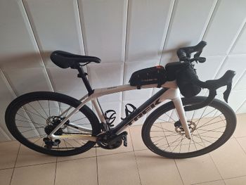 Used Trek Domane Shimano 105 2024 Road & Gravel