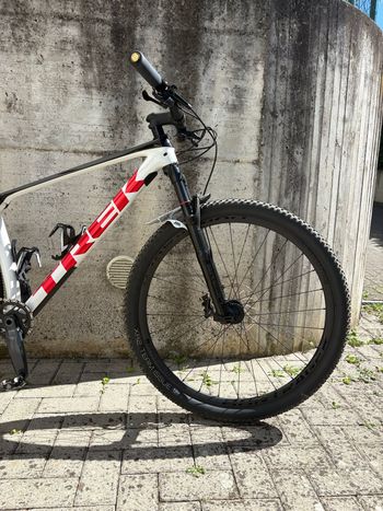 Used Trek Procaliber 9.7 2023 2023 Mountainbike — image 4 of 5