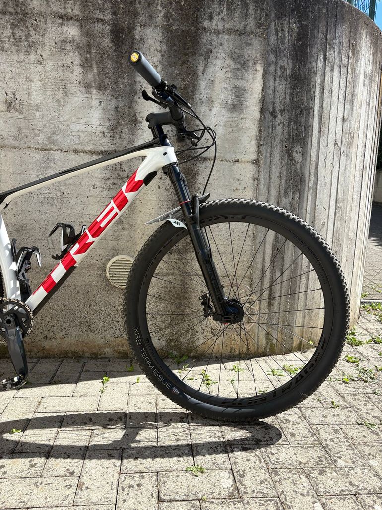 Used Trek Procaliber 9.7 2023 2023 Mountainbike — image 4 of 5