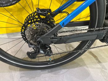 Used CUBE STEREO HYBRID 140 HPC, ACTIONTEAM 750 2024 2024 Mountainbike, Blue, 27.5, 29 — image 4 of 5