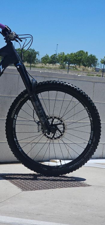 Used Santa Cruz Megatower XT Air / Carbon C / 29 2021 2021 Mountainbike — image 2 of 13