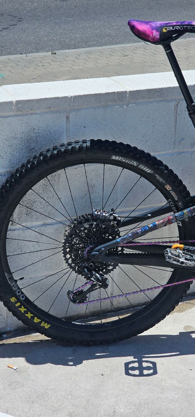 Used Santa Cruz Megatower XT Air / Carbon C / 29 2021 2021 Mountainbike — image 7 of 13