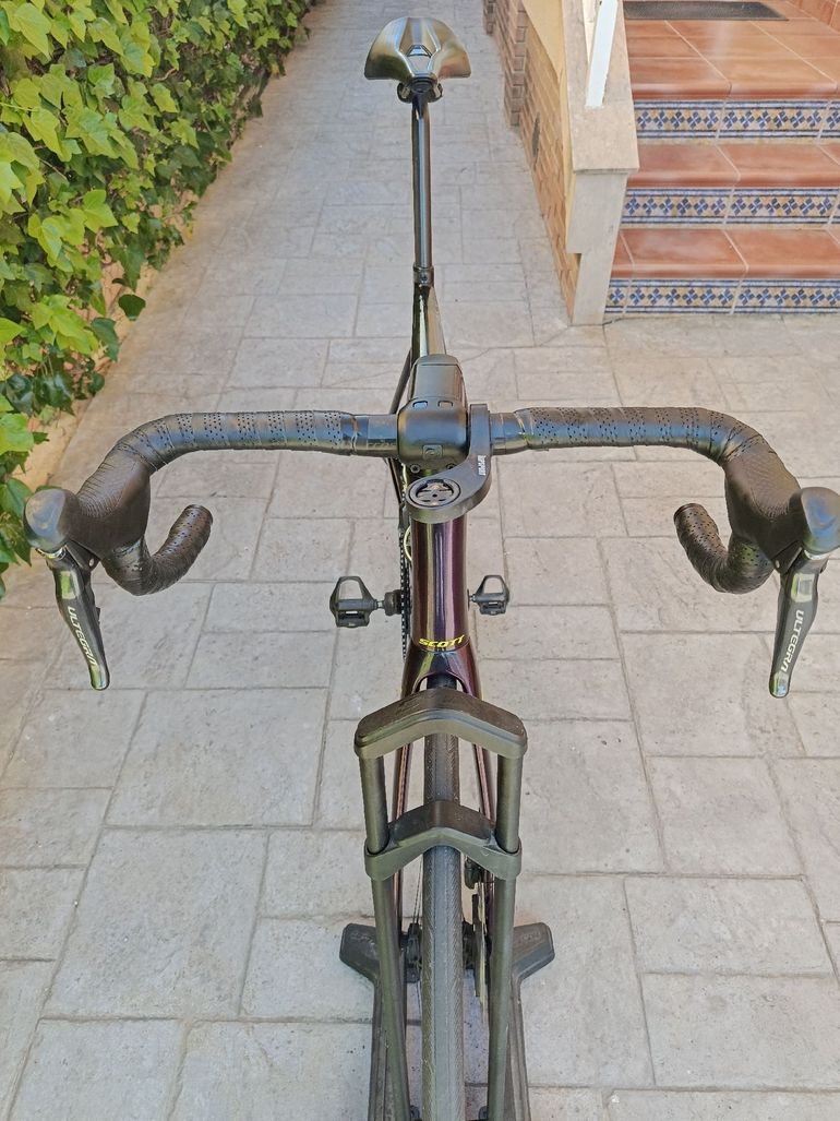 Used Scott Addict RC Shimano Ultegra Di2 2021 Road & Gravel — image 4 of 5