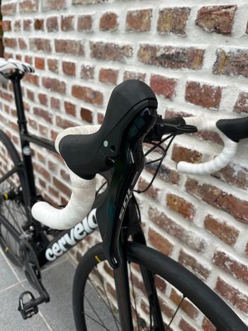 Used Cervélo Caledonia 105 2023 2023 Road & Gravel, Black — image 3 of 8