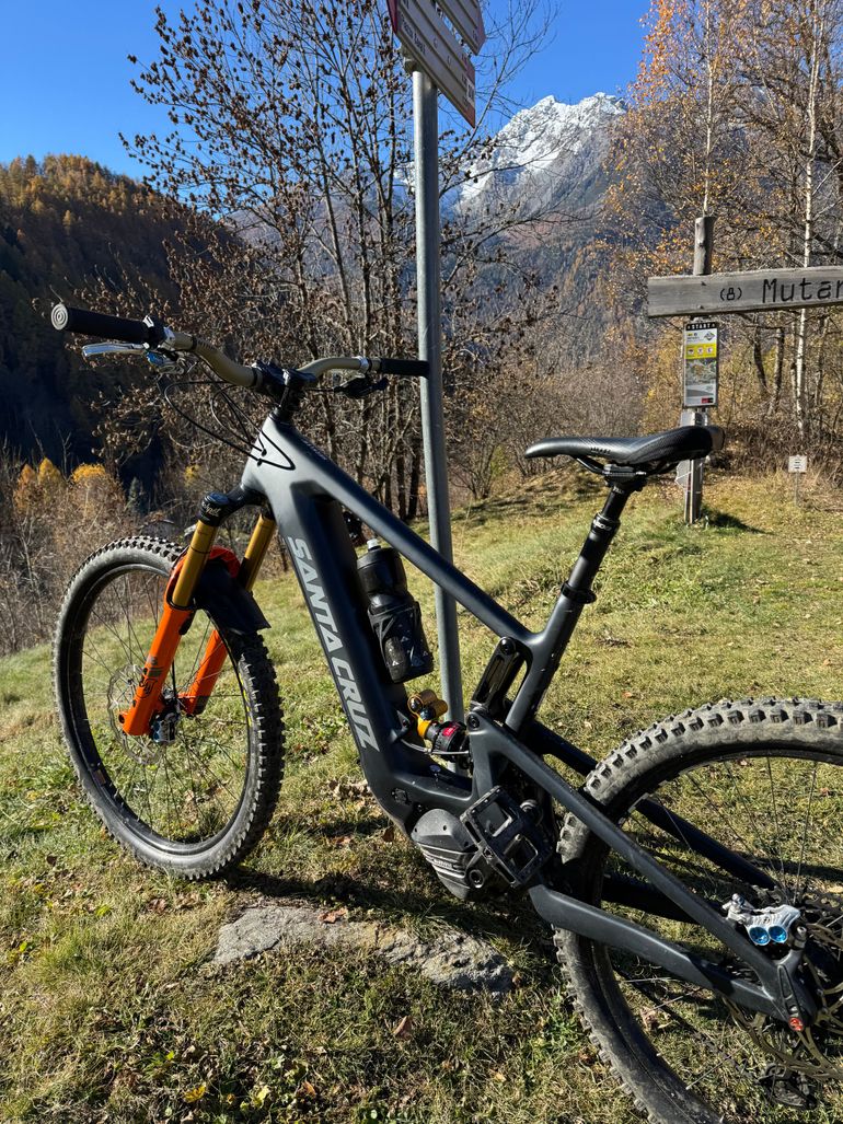 Used Santa Cruz HECKLER R / Carbon C / MX 2023 2023 Mountainbike, Black, 29, 27.5 — image 3 of 3