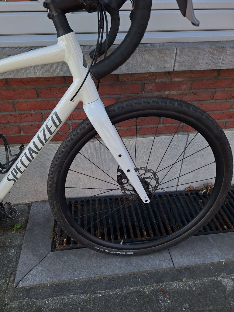 Used Specialized Diverge E5 2025 2025 Road & Gravel — image 3 of 5