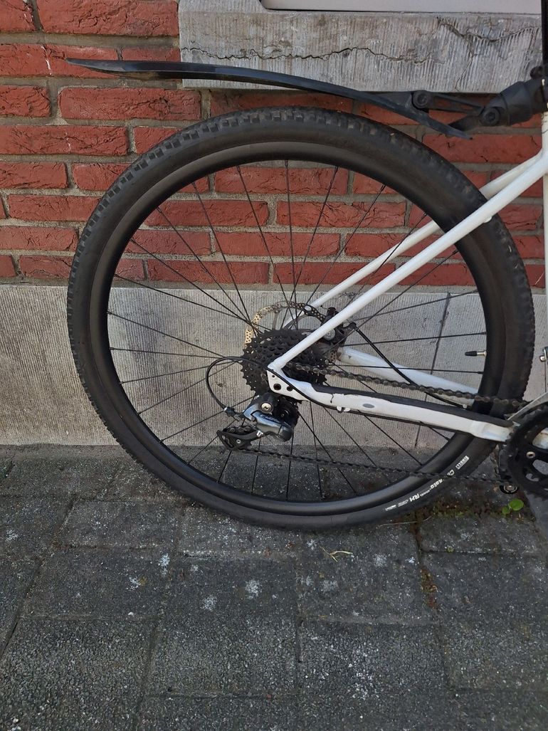 Used Specialized Diverge E5 2025 2025 Road & Gravel — image 2 of 5