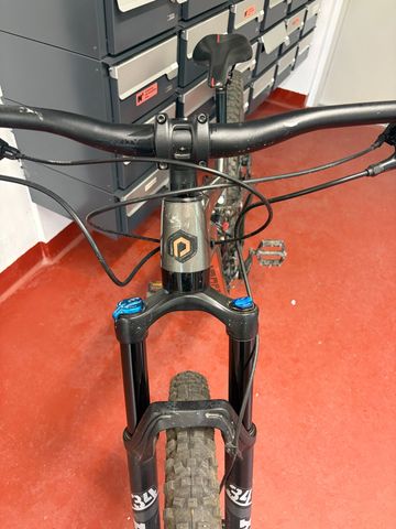 Używany Polygon SISKIU T8 2025 2025 Mountainbike — zdjęcie 10 z 16