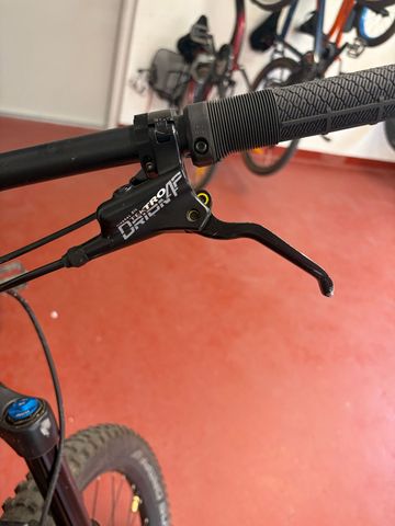Używany Polygon SISKIU T8 2025 2025 Mountainbike — zdjęcie 11 z 16