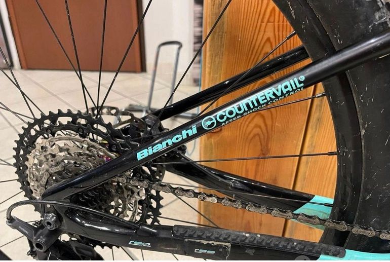 Used Felt Felt Custom Shimano Deore XT 2025 Mountainbike, Black — image 3 of 3