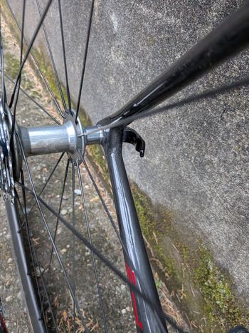 Used Focus IZALCO MAX Ultegra 2018 2018 Road & Gravel, Red — image 4 of 4