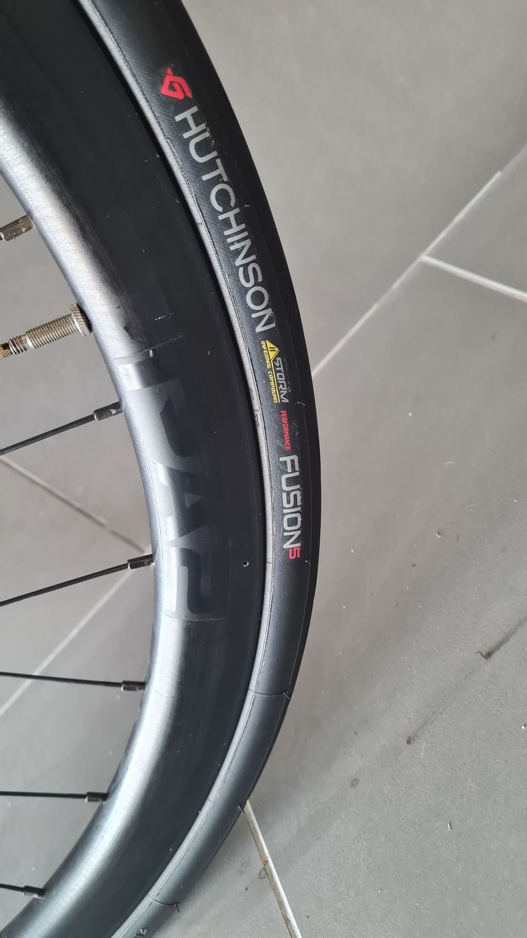 Used Trek Domane AL 3 Disc 2022 2022 Road & Gravel — image 6 of 9