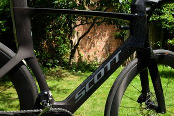 Used Scott Foil Shimano 105 2025 Road & Gravel — image 9 of 11