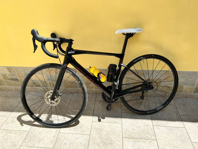 Used BMC Roadmachine FIVE 2023 2023 Road & Gravel, Black — image 1 of 4