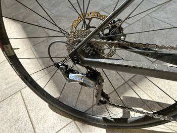 Used BMC Roadmachine FIVE 2023 2023 Road & Gravel, Black — image 4 of 4