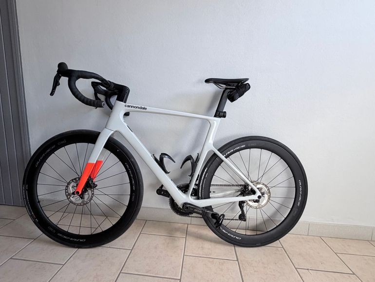 Used Cannondale SuperSix EVO Neo 3 2023 2023 Road & Gravel, Hellgrau — image 2 of 6
