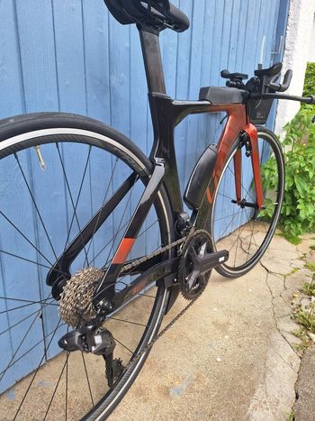 Used Liv LIV Avow Advanced Pro 1 2024 Road & Gravel, Red — image 11 of 15