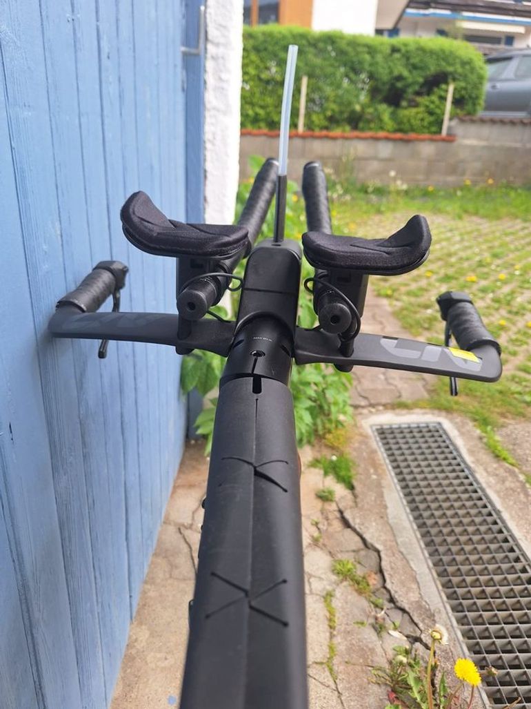Used Liv LIV Avow Advanced Pro 1 2024 Road & Gravel, Red — image 8 of 15