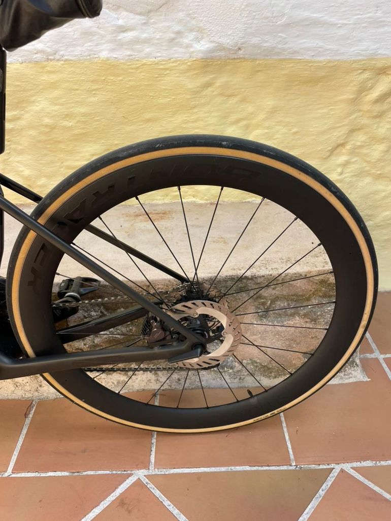 Used Trek Madone SLR 7 Gen 8 2026 2026 Road & Gravel — image 2 of 10