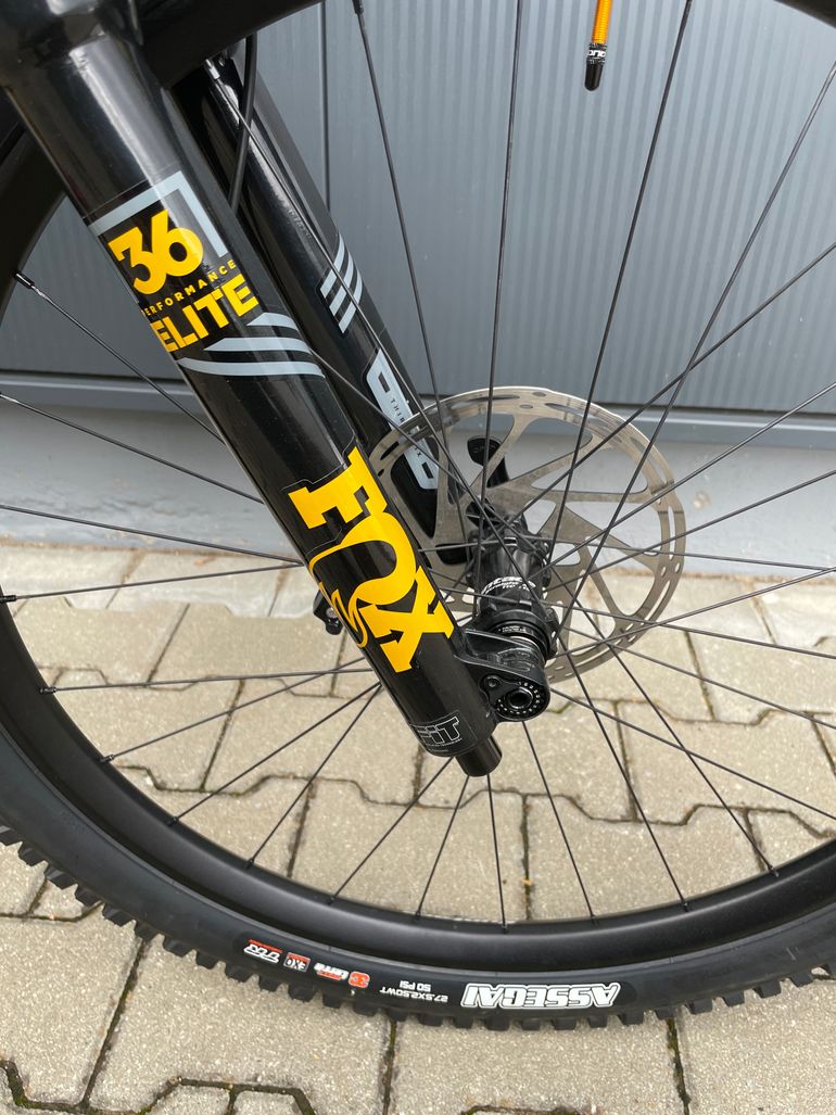Used Ghost FR AMR 8.7 AL 2018 2018 Mountainbike, Orange — image 9 of 18