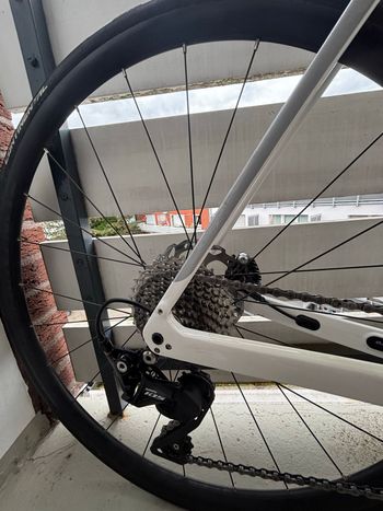 Used Trek Domane SL 5 2022 2022 Road & Gravel, White — image 3 of 8