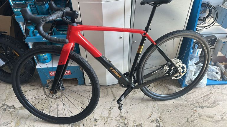 Used Trek Checkpoint SL 5 AXS Gen 3 2026 2026 Road & Gravel, Red — image 2 of 3