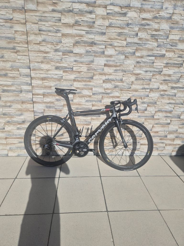 Used Cervélo R5 SRAM Red eTap AXS 2016 Road & Gravel, Black — image 1 of 7
