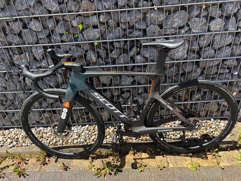 Scott Foil RC Pro 2023 2023 Road & Gravel de segunda mano, Azul — imagen 2 de 11