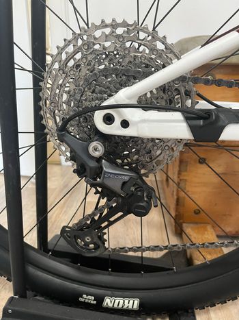 Used Orbea OIZ H30 2023 2023 Mountainbike, Weiß, 29 — image 2 of 6
