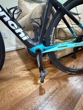 Used Bianchi Oltre XR4 Ultegra Di2 2021 2021 Road & Gravel, Green — image 7 of 8