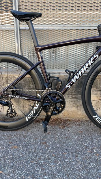 Used Specialized S-Works Tarmac SL8 - Shimano Dura-Ace Di2 2026 2026 Road & Gravel, Rot — image 3 of 3