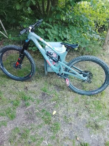 Brugt Diamondback Mission 2C Carbon 2019 2019 Mountainbike — billede 2 af 4