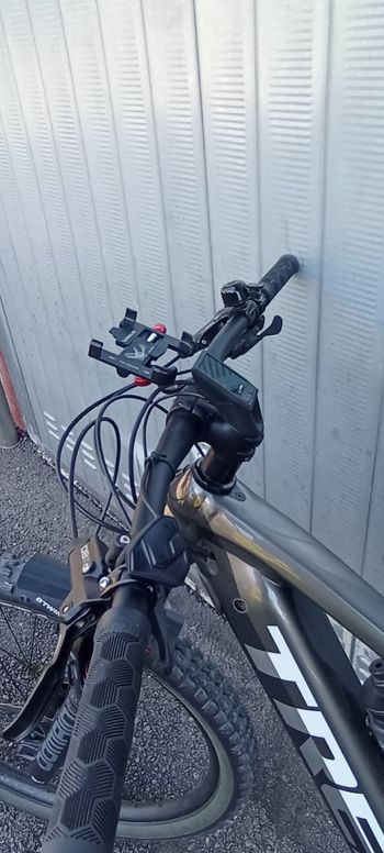 Used Trek Rail 7 Gen 3 2023 2023 Mountainbike, Light Gray, 29 — image 10 of 11