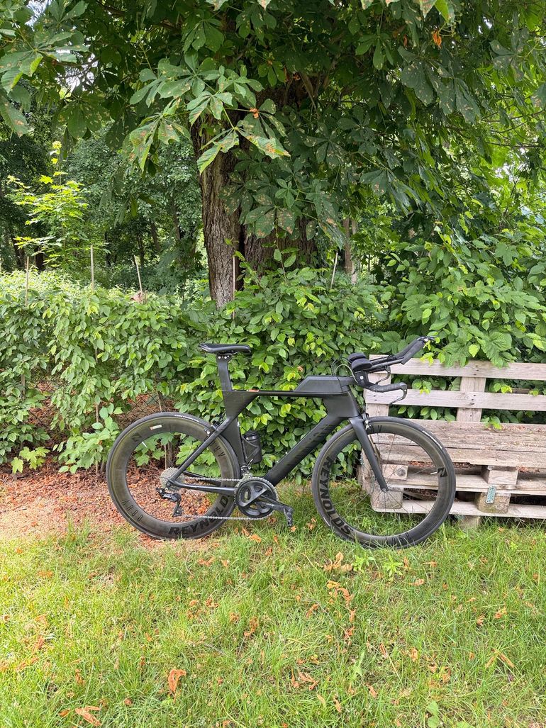 Used Canyon Speedmax CF 7.0 2020 2020 Road & Gravel, Schwarz — image 1 of 5