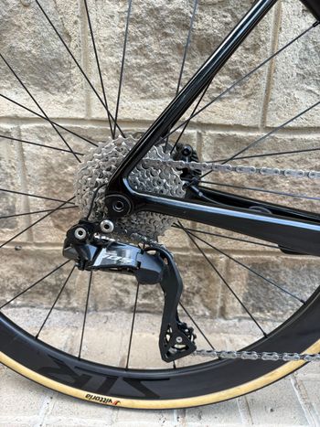 Used Giant Tcr Shimano 105 Di2 2025 Road & Gravel, Black — image 5 of 7