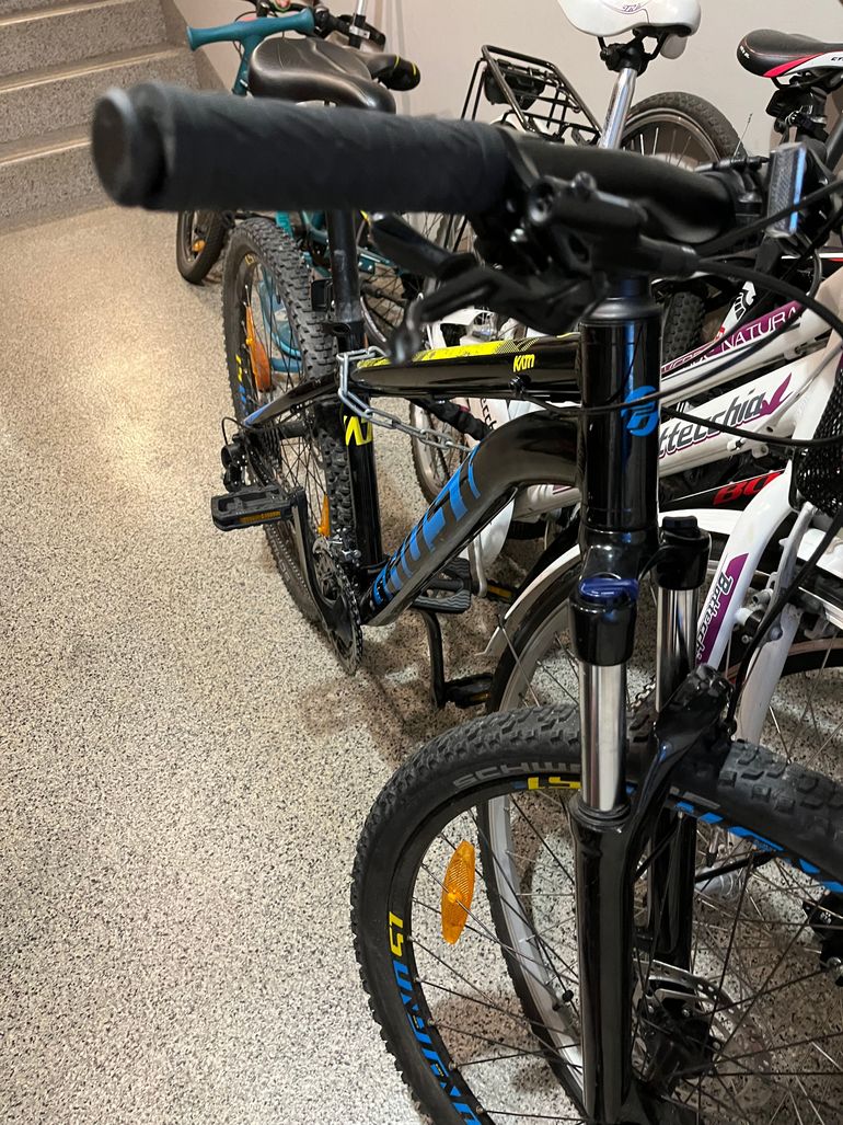 Used Ghost KATO Advanced 27.5 2021 2021 Mountainbike — image 4 of 4