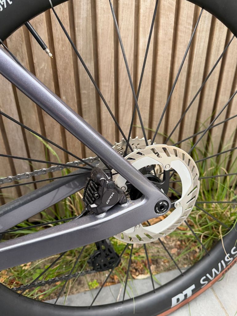 Used Canyon Grail CF SLX 8 Di2 2025 2025 Road & Gravel, Hellgrau — image 4 of 15