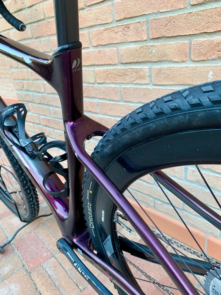 Used Giant Revolt SRAM Apex 2021 Road & Gravel, Violett — image 10 of 11