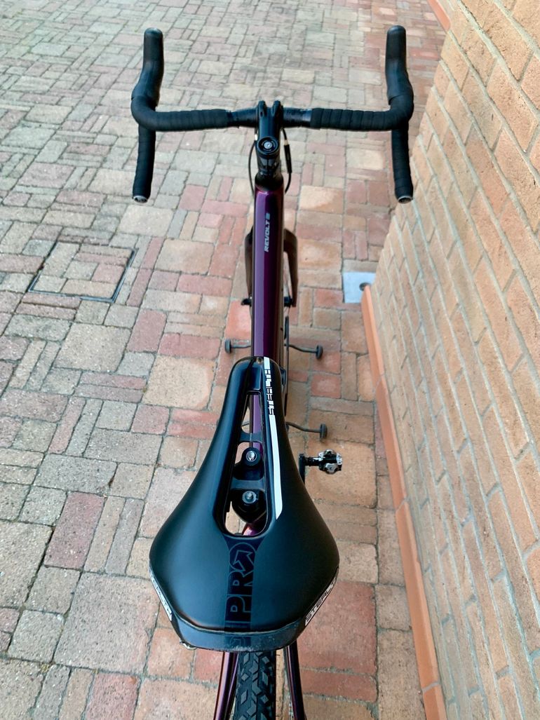 Used Giant Revolt SRAM Apex 2021 Road & Gravel, Violett — image 9 of 11