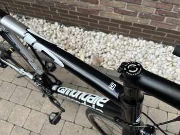 Used Cannondale Caad Shimano 105 2014 Road & Gravel, Negro — image 9 of 20