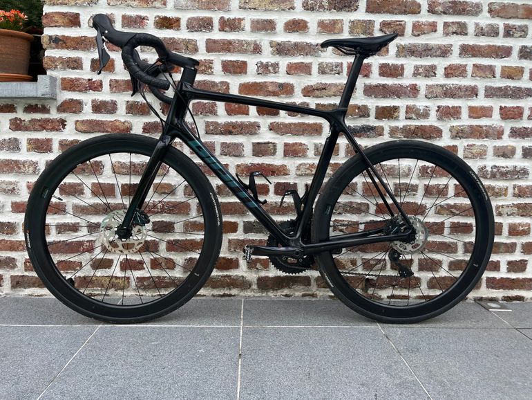 Used Giant TCR Advanced Pro Disc 2 2021 2021 Road & Gravel, Black — image 4 of 9
